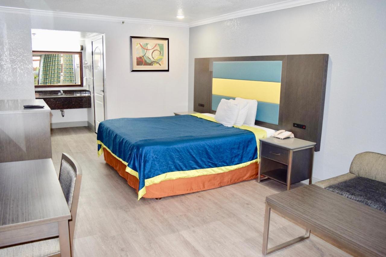 Budget Inn ลาปูเอนเต ภายนอก รูปภาพ