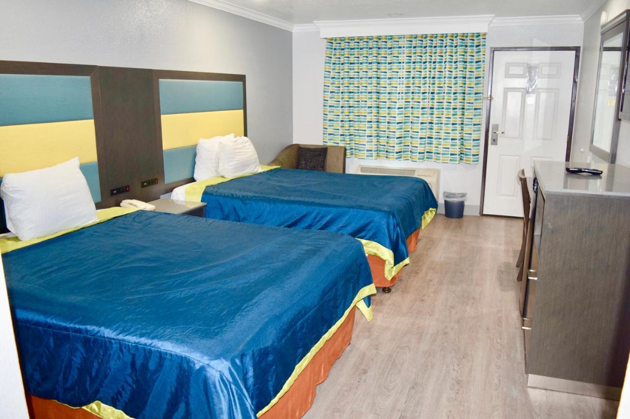 Budget Inn ลาปูเอนเต ภายนอก รูปภาพ