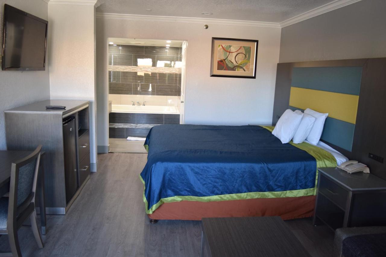 Budget Inn ลาปูเอนเต ภายนอก รูปภาพ