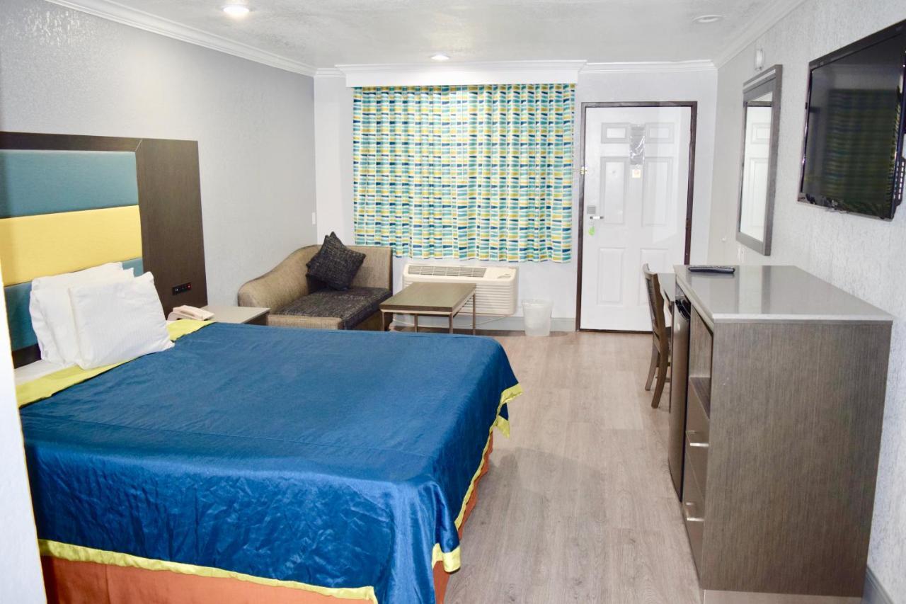 Budget Inn ลาปูเอนเต ภายนอก รูปภาพ