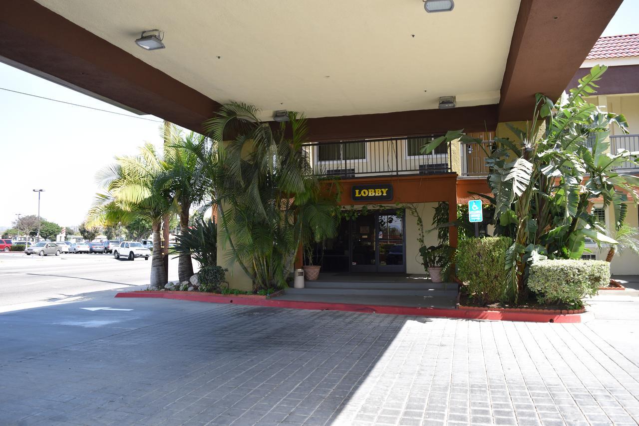 Budget Inn ลาปูเอนเต ภายนอก รูปภาพ