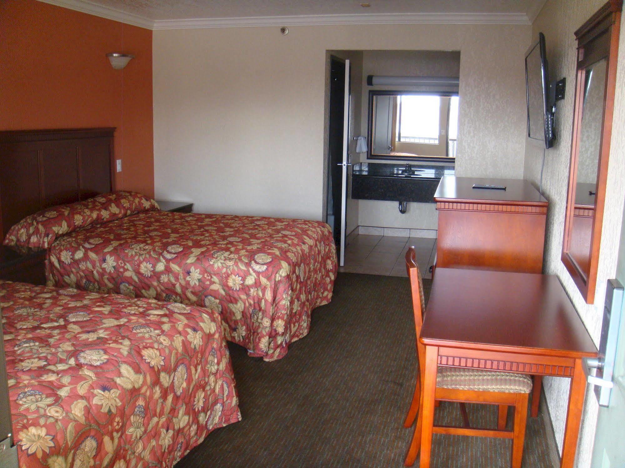 Budget Inn ลาปูเอนเต ภายนอก รูปภาพ